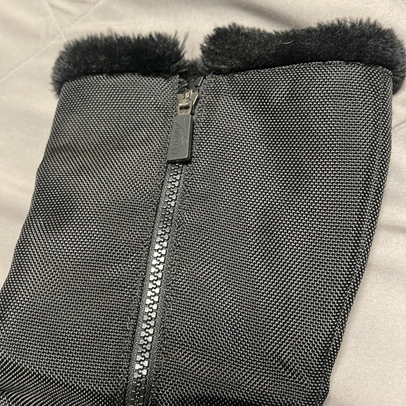 Trotters Side Zip Black Faux Fur Trim Bowen Winter Rain Boot Size 8 - Picture 9 of 10